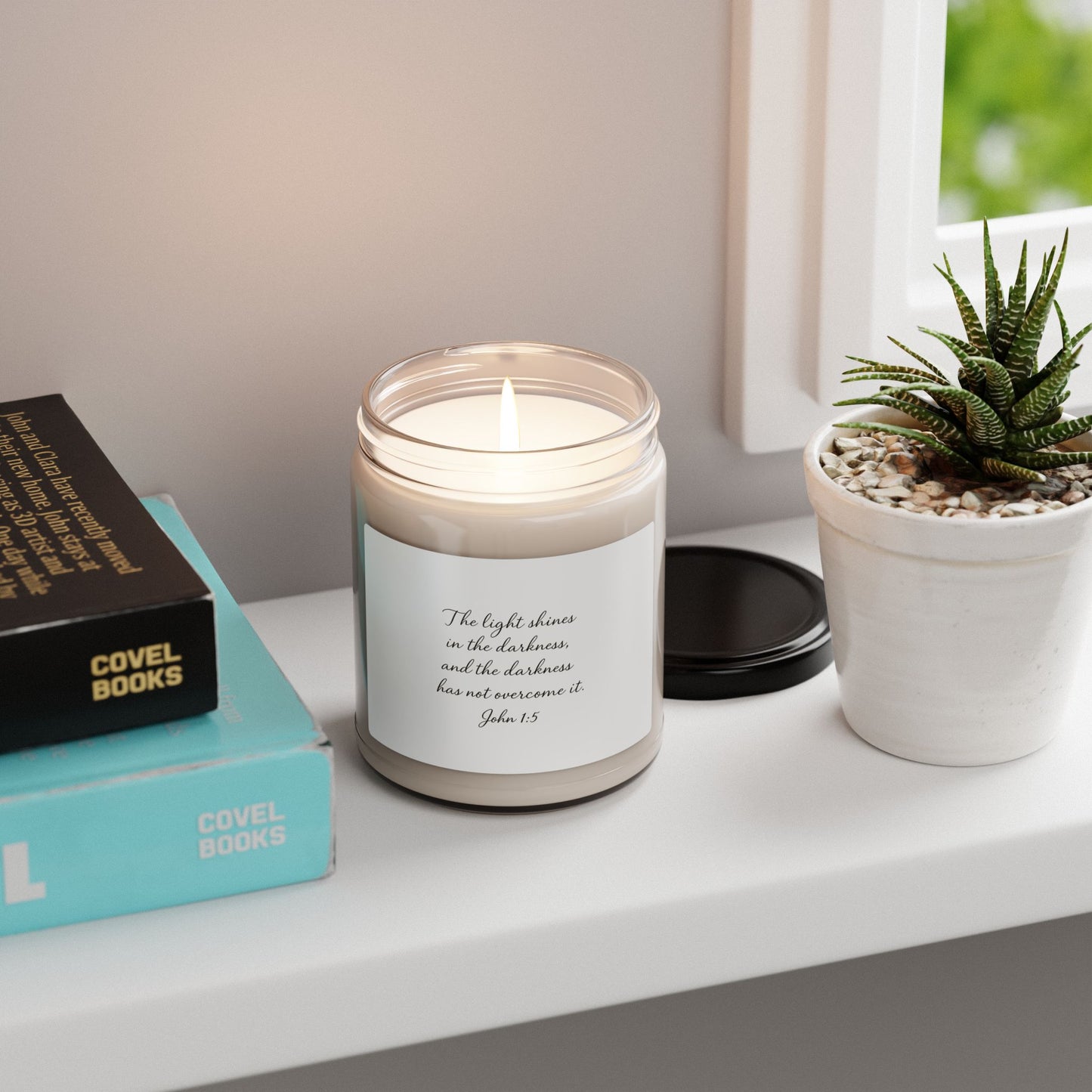 "John 1:5 Scented Candle – The Light That Shines in Darkness"